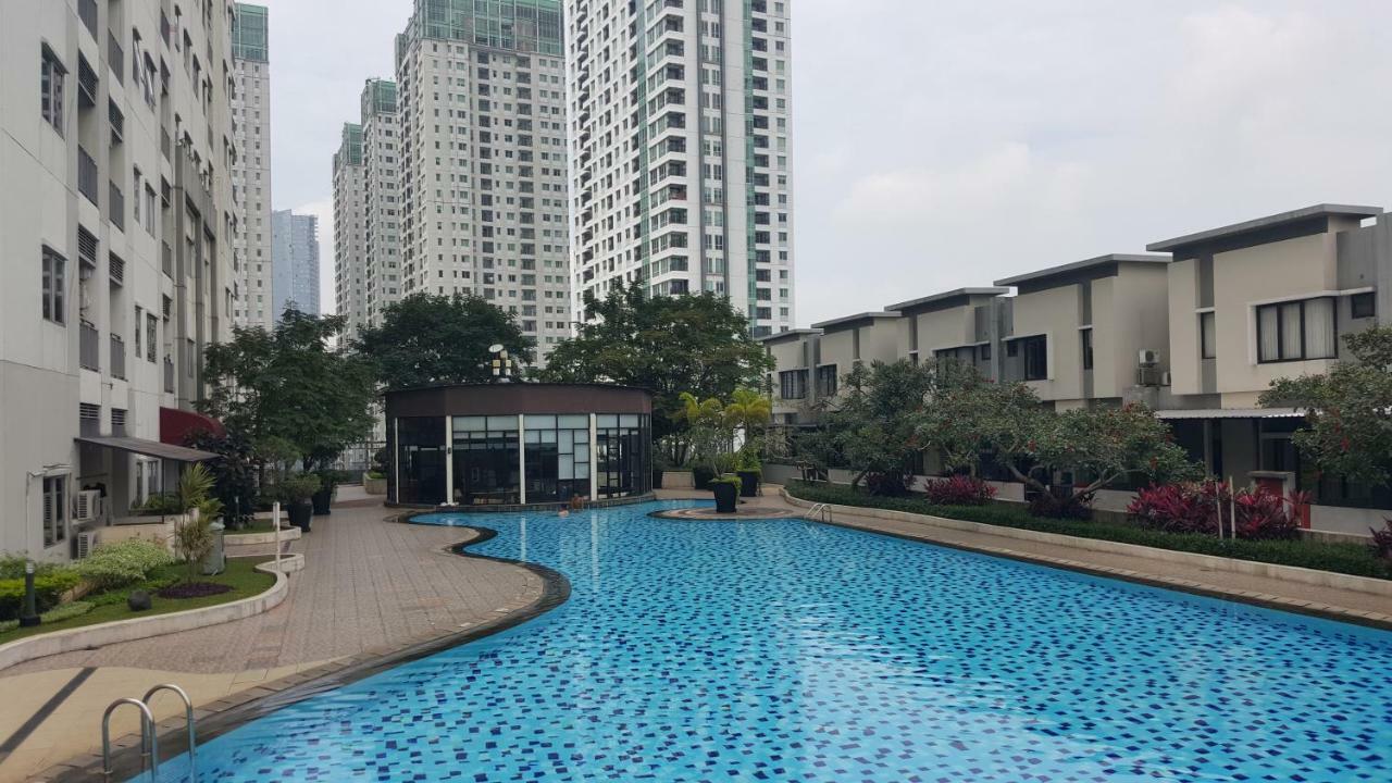 Sudirman Thamrin 87M Pool View Apartamento Jacarta Exterior foto
